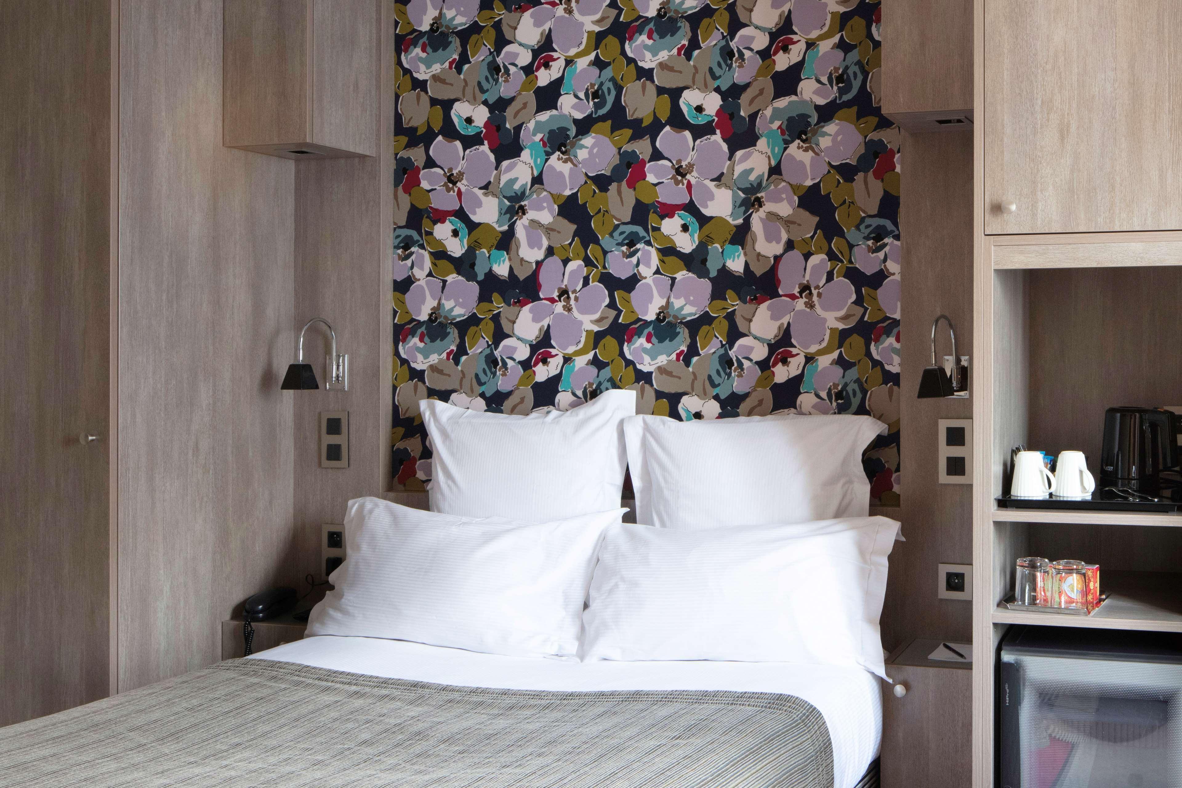 Hotel Regent'S Garden - Astotel Paris Exterior photo